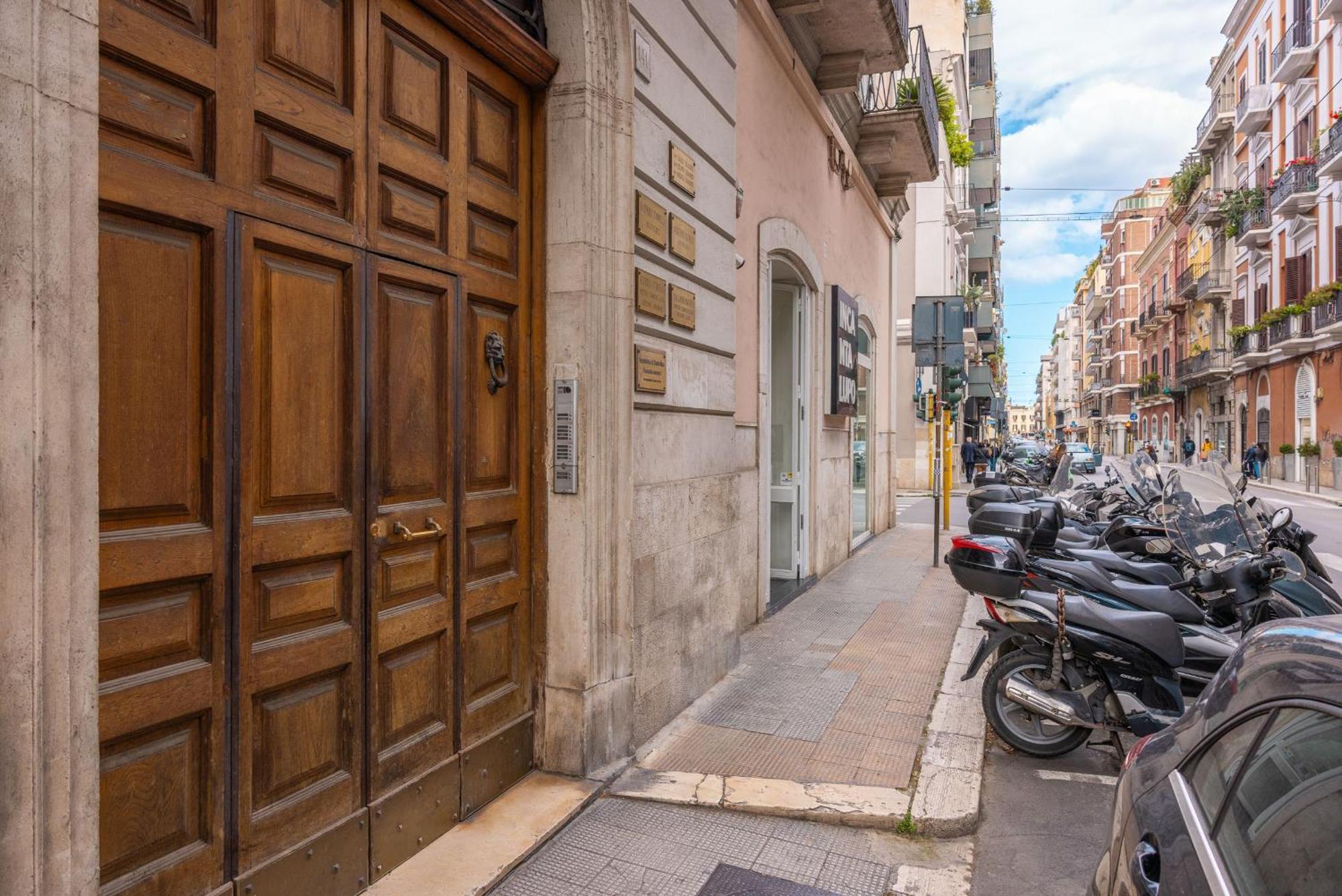 Chic House Διαμέρισμα Μπάρι Εξωτερικό φωτογραφία